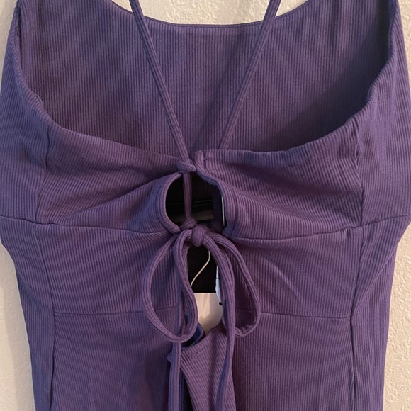 HALARA RIBBED STRAP SQUARE NECK BACKLESS CORSET SPLIT BODYCON MIDI PURPLE - L - Picture 3 of 6